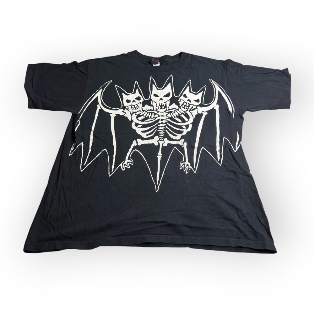 Volcom Skeleton Bat T-Shirt Size Large Black Shirt Skater VTG Rare